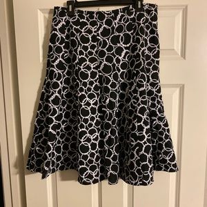 Carole Little Linen Blend skirt with embroidery